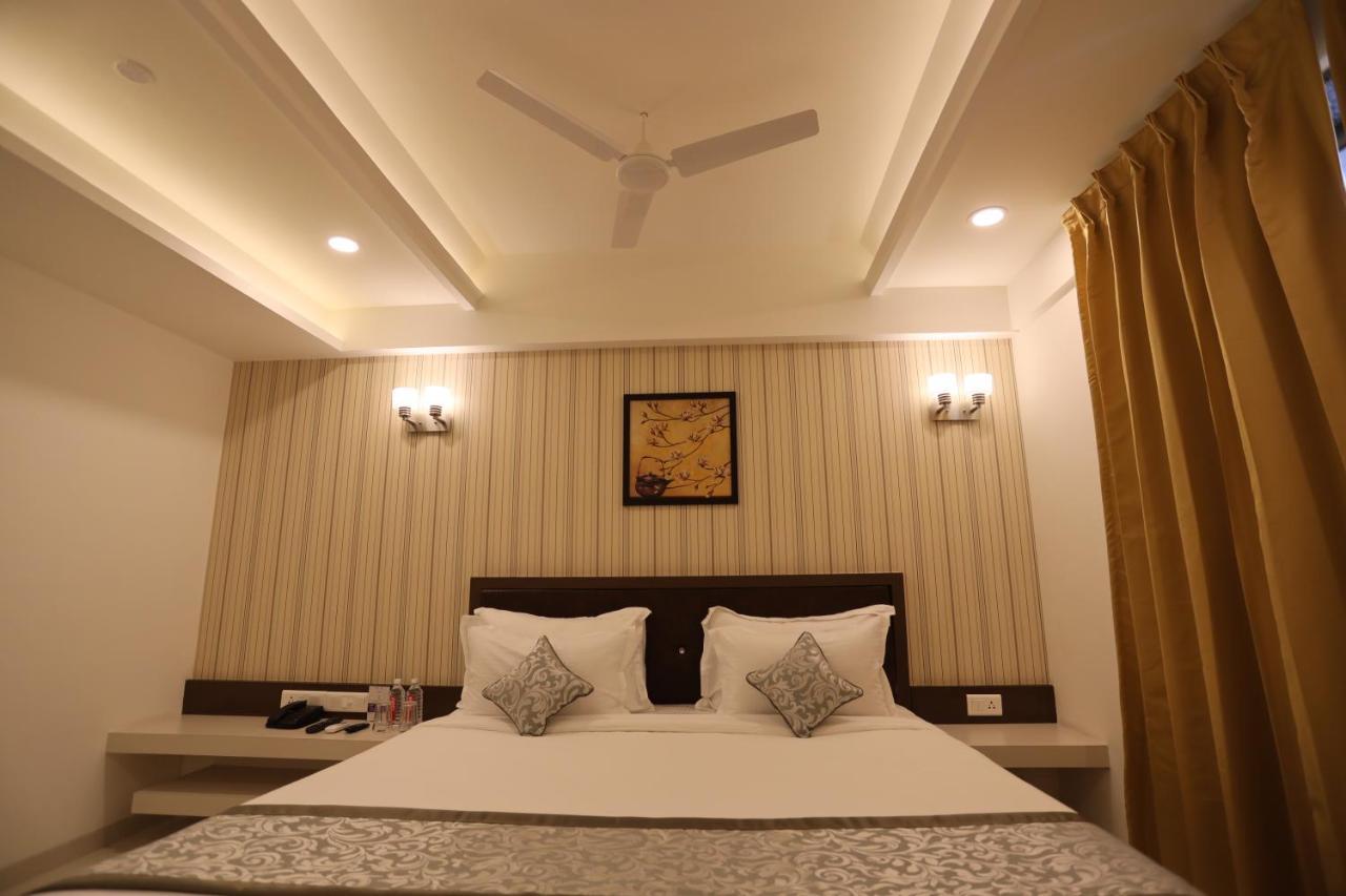 Click Collection Jaipur, Sindhi Camp Hotel Bagian luar foto