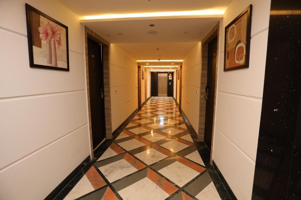 Click Collection Jaipur, Sindhi Camp Hotel Bagian luar foto