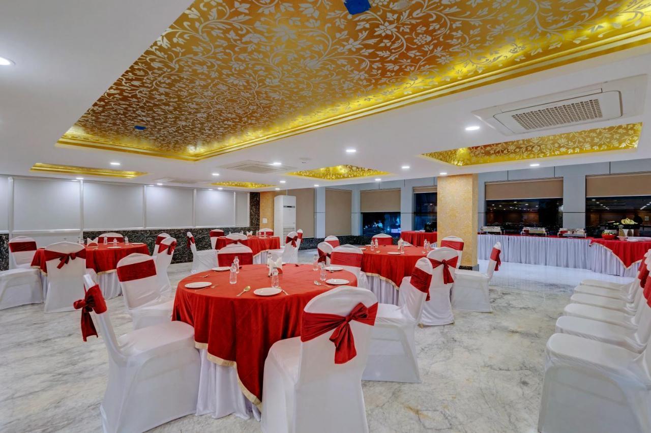 Click Collection Jaipur, Sindhi Camp Hotel Bagian luar foto